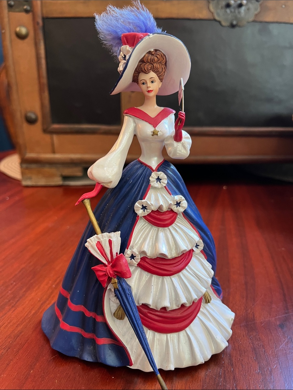 "The Star-Spangled Banner" figurine from Thomas Kinkade's Freedom's in Fashion